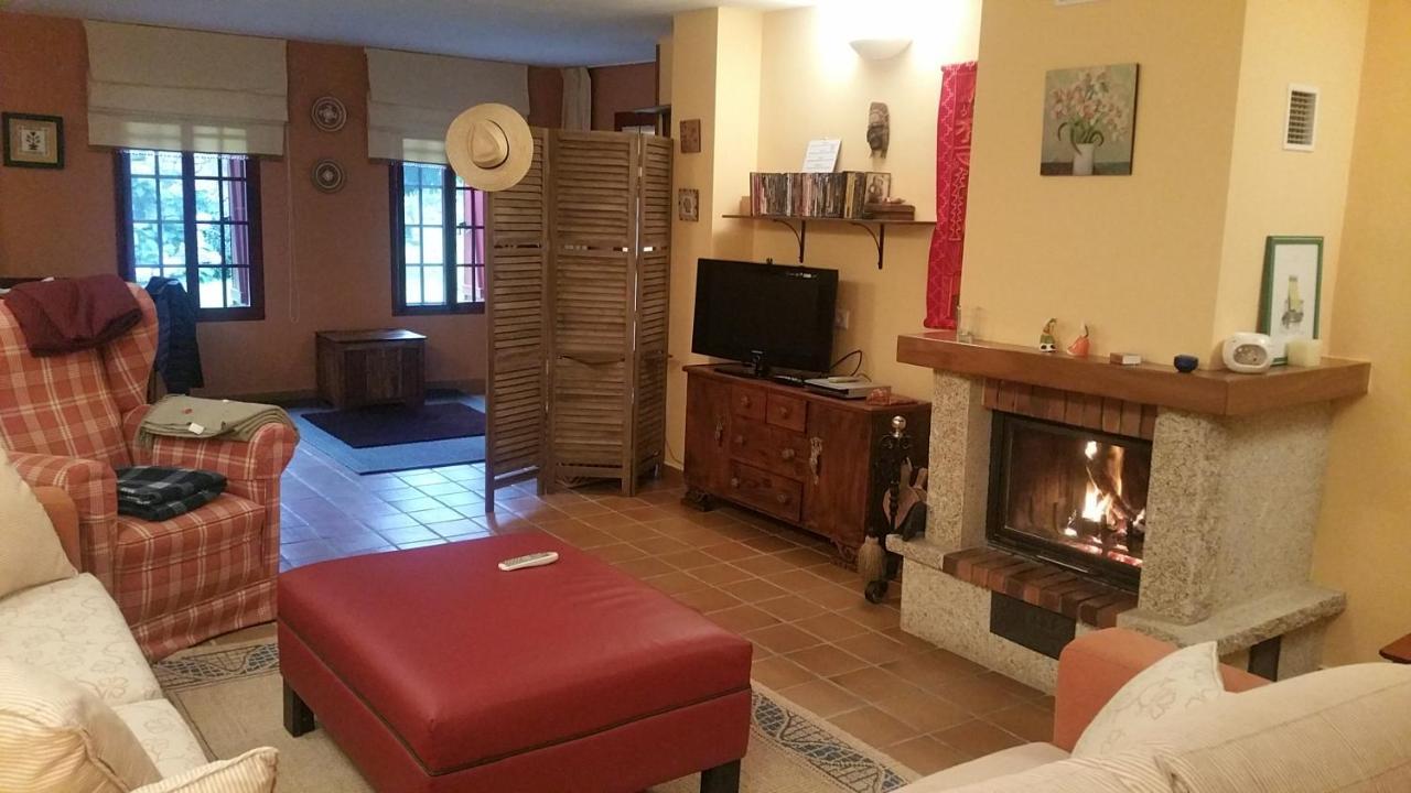 Villa A Casa Do Buxo Nogueira De Ramuin Esterno foto